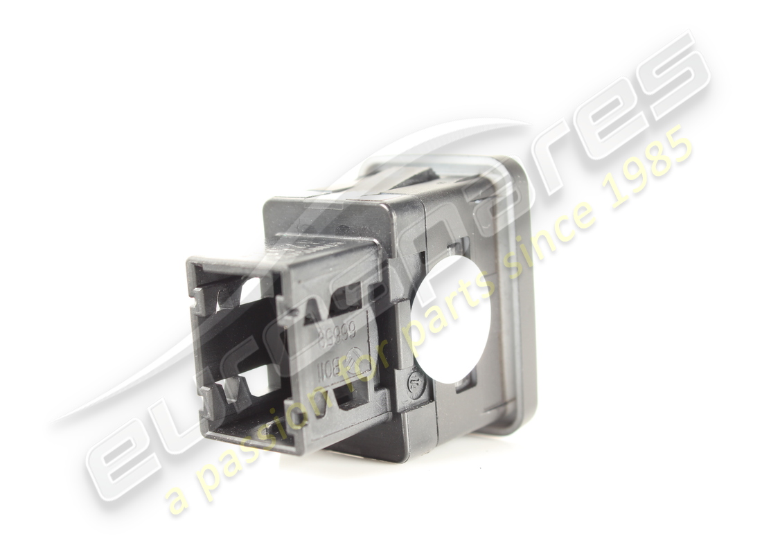 prise usb d'occasion ferrari. numéro de pièce 303226 (3)