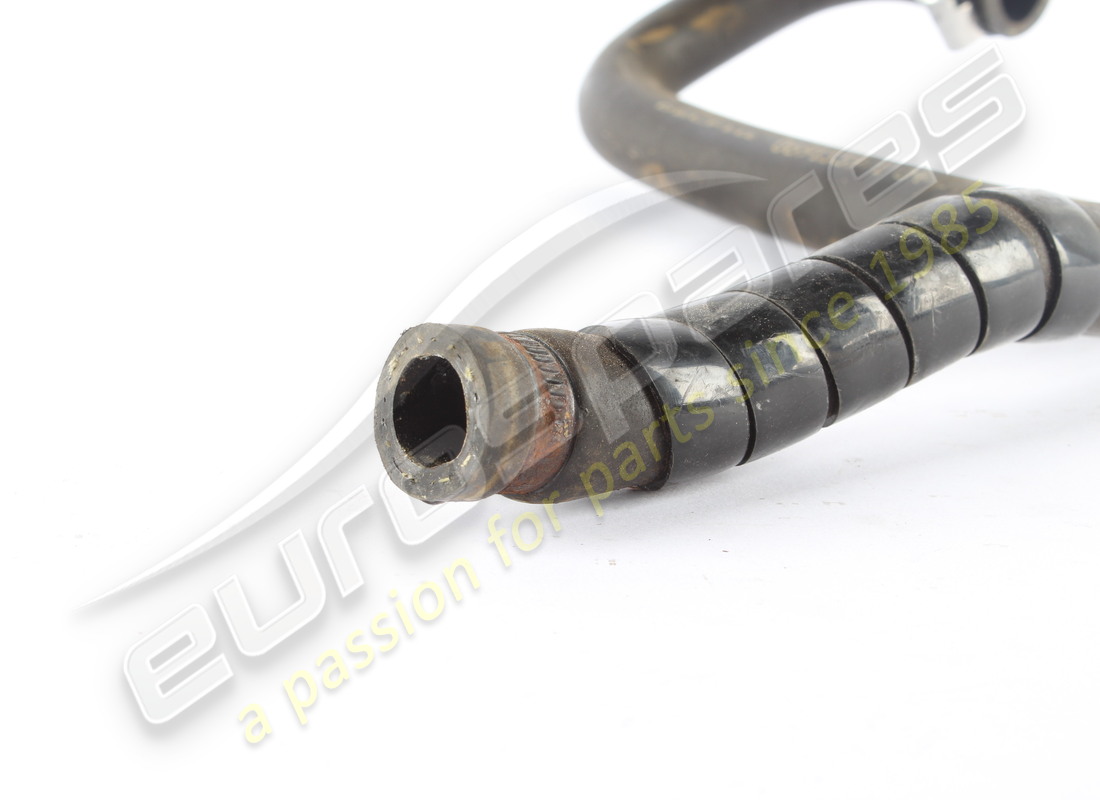 tuyau ferrari utilisé du tgk au radiateur. numéro de pièce 68641200 (3)