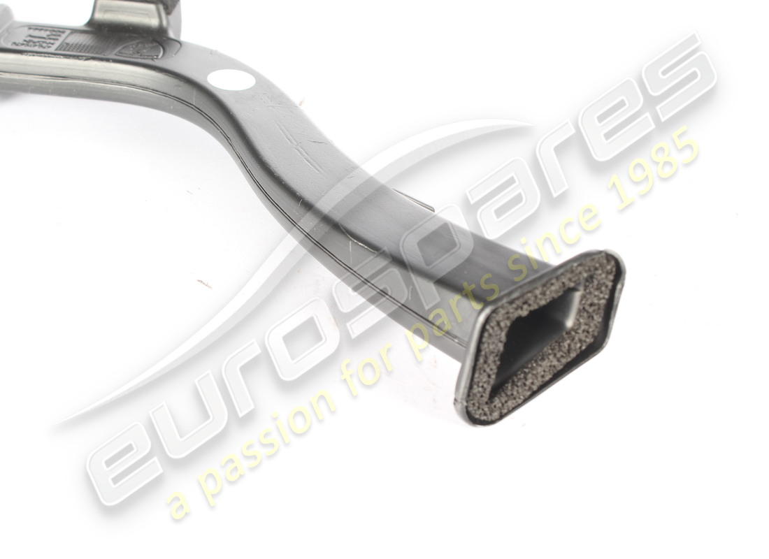lamborghini conduit d'air utilisé. numéro de pièce 470819870 (2)