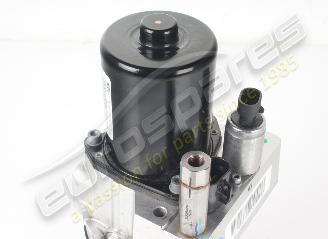 pompe électrique ferrari utilisée. numéro de pièce 844052 (2)