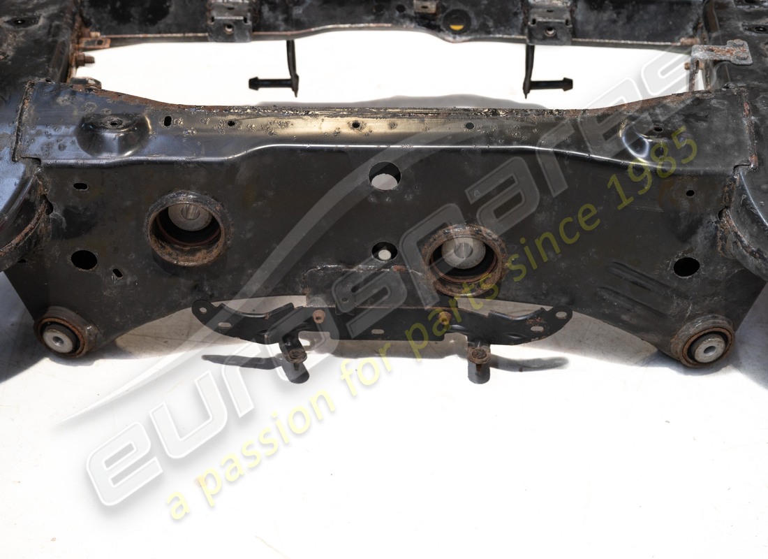 utilisé maserati cadre arrière complet. numéro de pièce 670037635 (6)