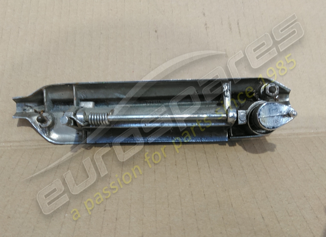 poignée de porte extérieure droite lamborghini utilisée. numéro de pièce 006754310 (2)