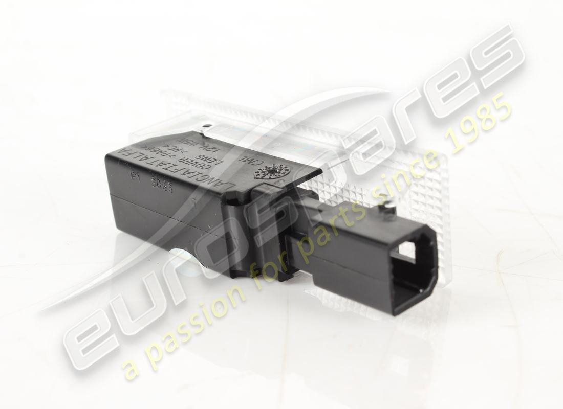 utilisez ferrari unité lumineuse. numéro de pièce 318013 (2)