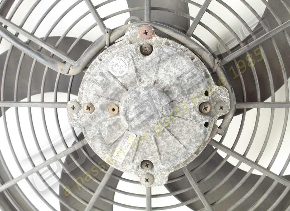 utilisé maserati hotte complète avec ventilateur électrique. numéro de pièce 221254 (4)