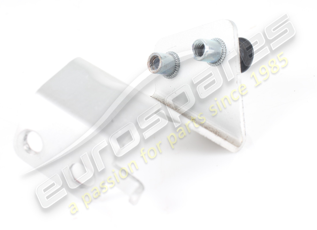 utilisé le support ferrari. numéro de pièce 834616 (2)