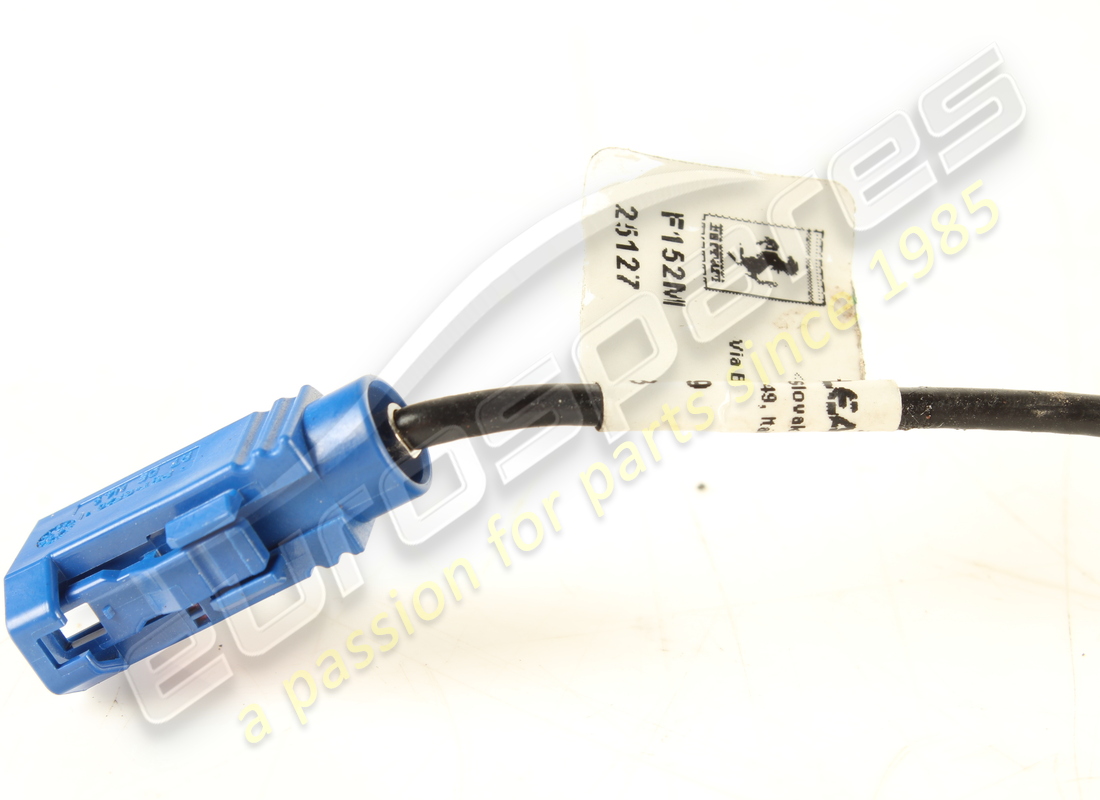ferrari antenne gps utilisée. numéro de pièce 789209 (2)