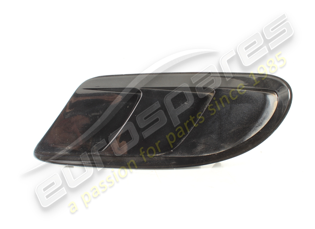 PRISE D'AIR DROIT DU COUVERCLE AVANT ENDOMMAGÉE (BRUTE) Maserati . RÉFÉRENCE 980000920 (1)