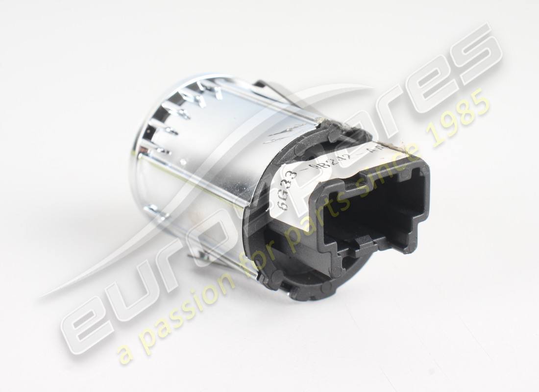 interrupteur d'ouverture de la trappe de réservoir de carburant d'occasion aston martin. numéro de pièce 6g339b242aa (2)