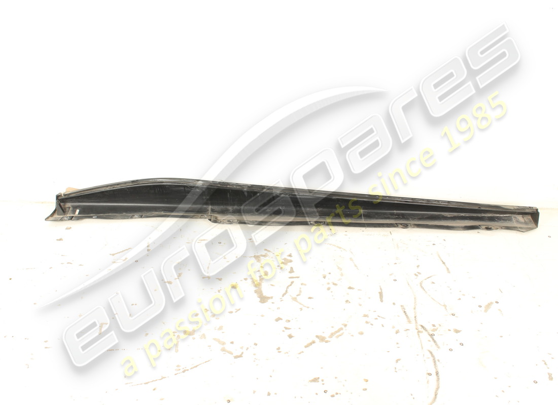 utilisé ferrari rivestimento est. brancardo. numéro de pièce 769916 (2)