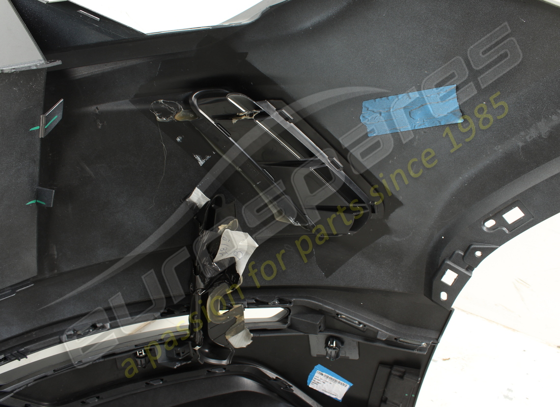 UTILISÉ EUROSPARES LAMBORGHINI URUS PARE-CHOC ARRIÈRE. NUMÉRO DE PIÈCE EAP1425710 (3) utilisé eurospares lamborghini urus pare-choc arrière. numéro de pièce eap1425710 (3)
