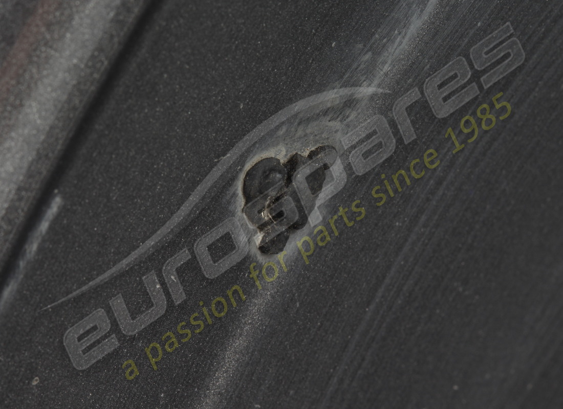 utilisé ferrari roue avant. numéro de pièce 855340 (7)