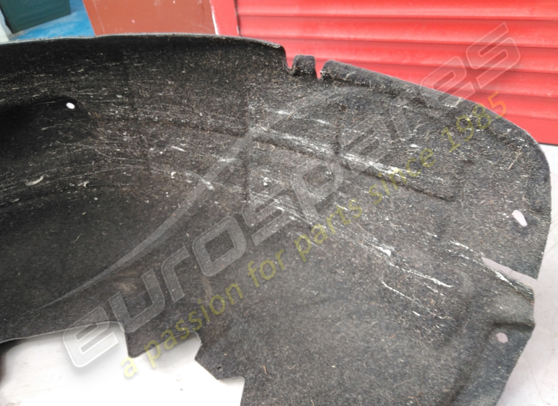 utilisé maserati garde de timonerie arrière droit. numéro de pièce 670038155 (3)