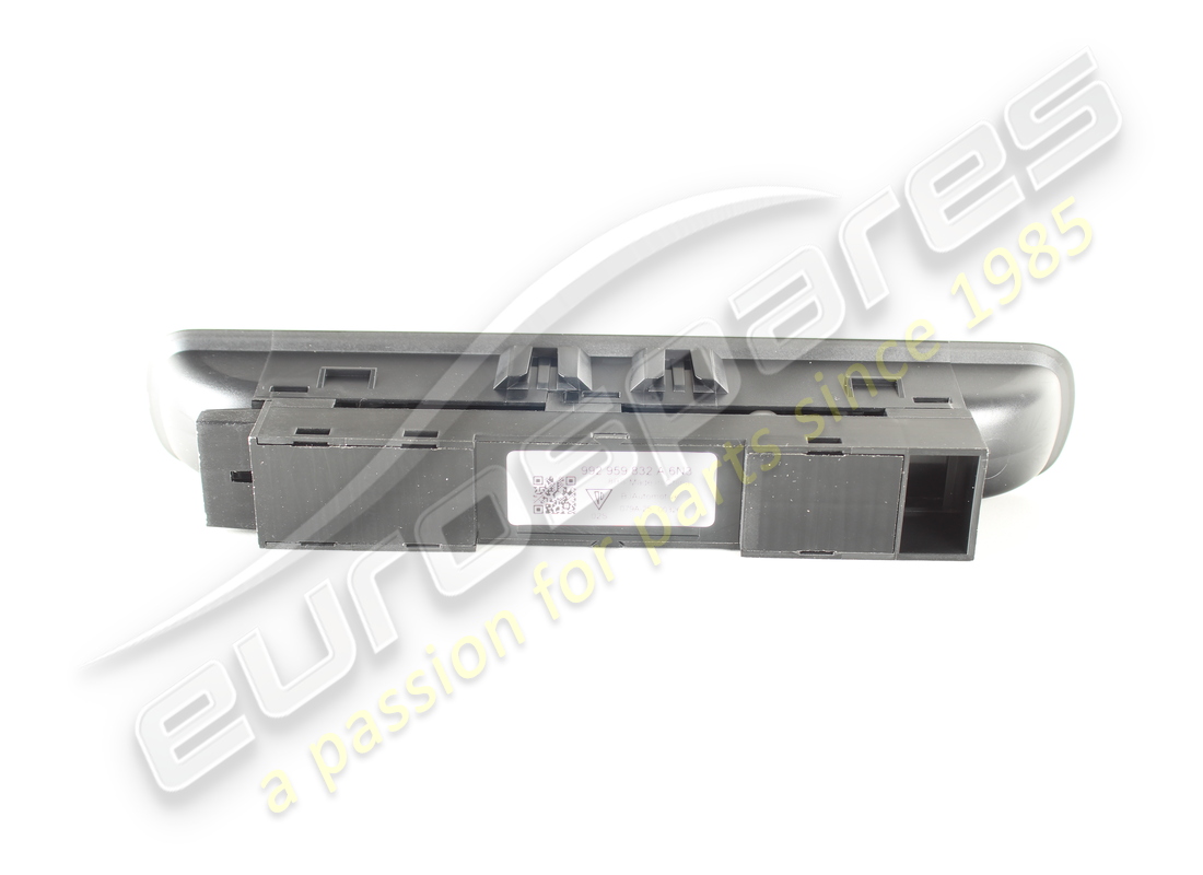 nouveau bouton-poussoir porsche pour actionnement du couvercle arrière matt b. référence 992959832a6n3(3)