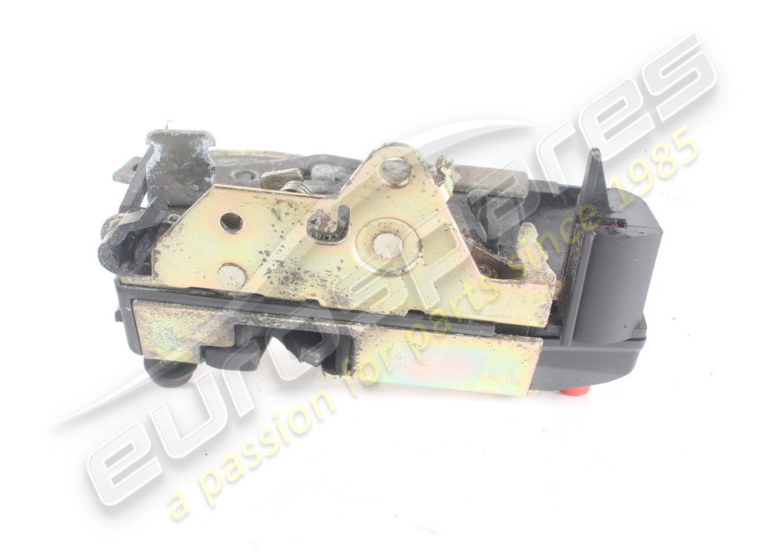 serrure de porte arrière gauche d'occasion maserati. référence 374500245 (2)