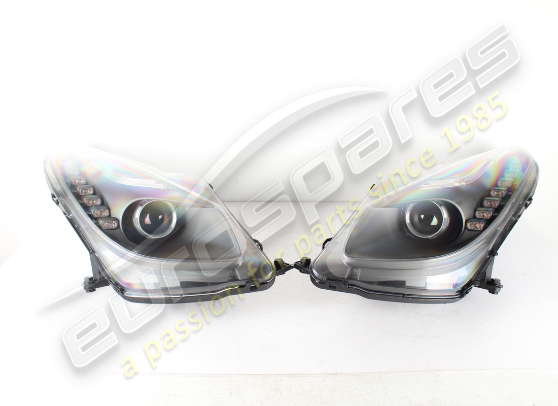 nouveau kit ferrariafsphares. numéro de pièce 70003097 (1)