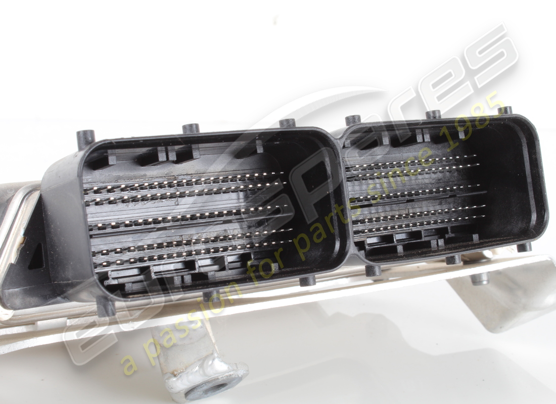 utilisé ferrari ecu dct. numéro de pièce 855811 (4)