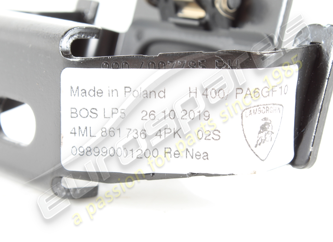 crochet à œil d'occasion lamborghini. numéro de pièce 4ml8617364pk (2)