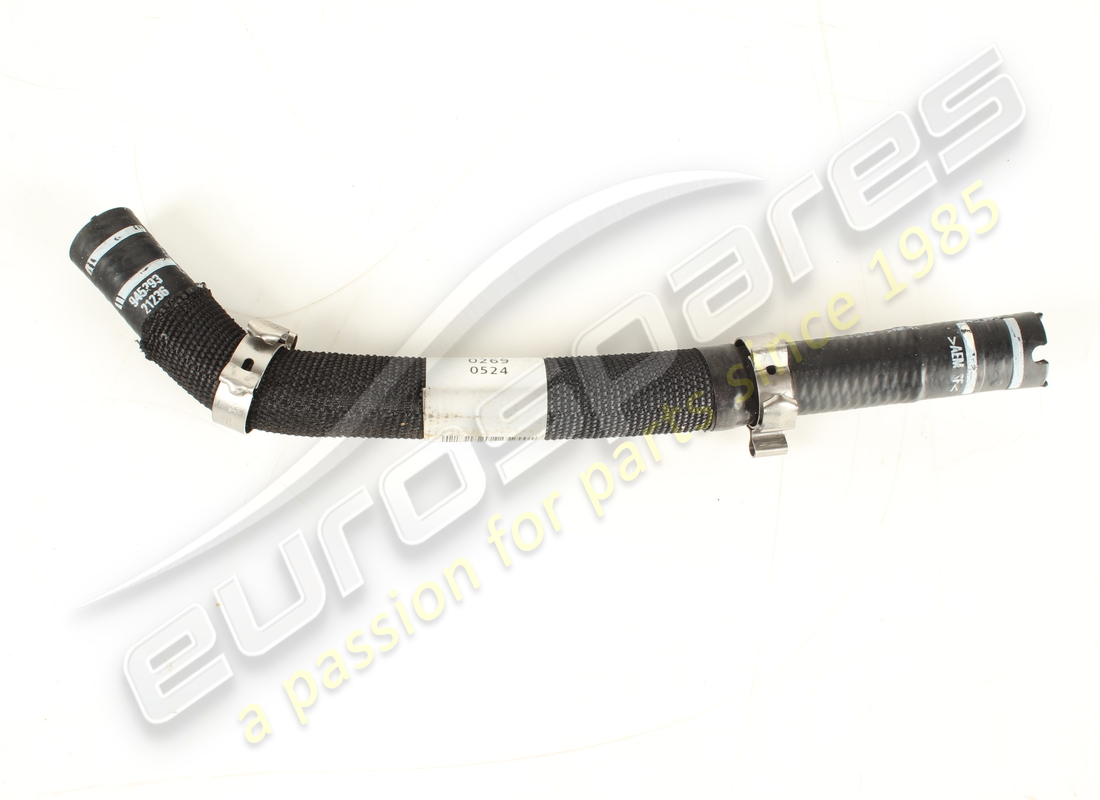tuyau d'alimentation de soubassement arrière d'occasion ferrari. numéro de pièce 945393 (2)