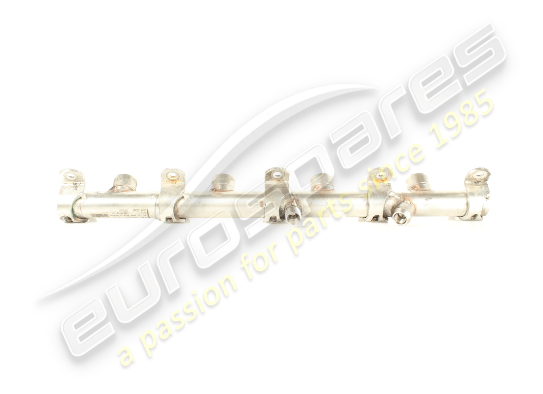 rampe d'alimentation lamborghini d'occasion. numéro de pièce 0p2133316a (2)