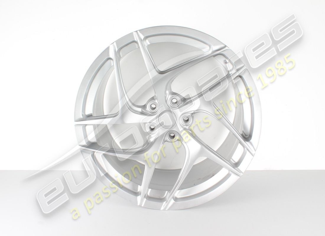ROUE ARRIÈRE DROITE Ferrari RECONDITIONNÉE. NUMÉRO DE PIÈCE 334489 (1)