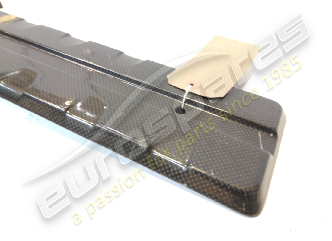 lamborghini pièce de couverture utilisée. numéro de pièce 07m103926p (3)