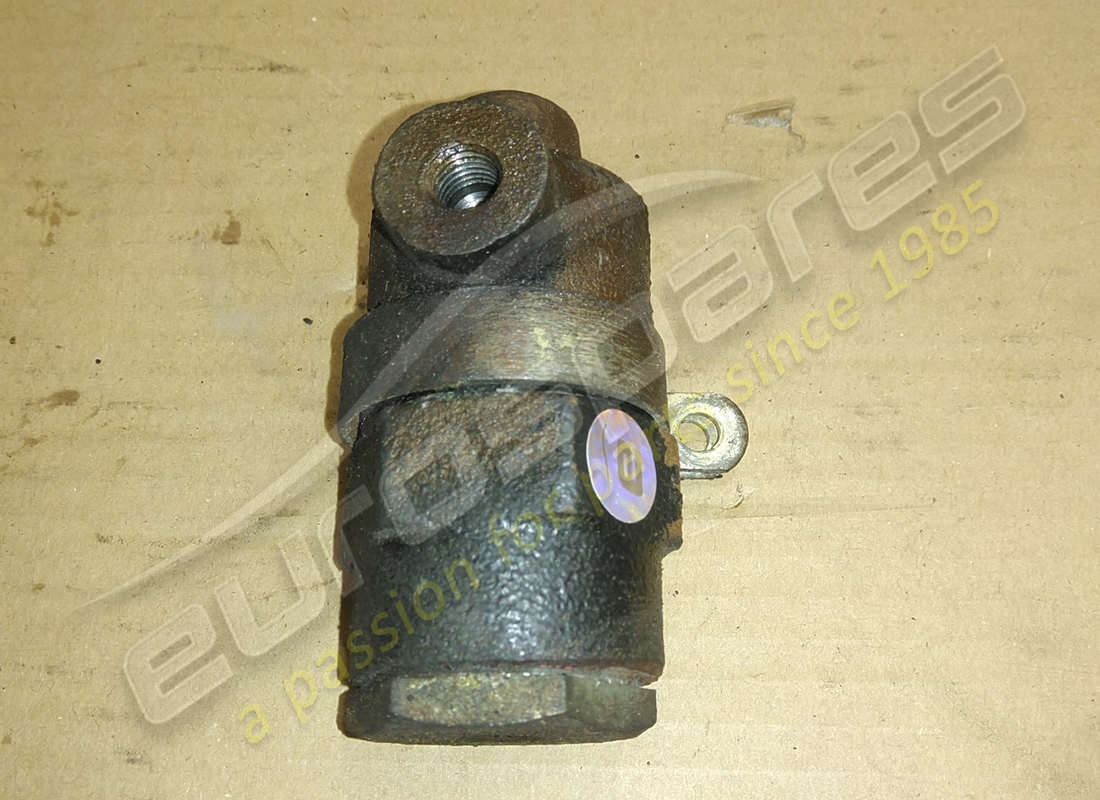 SOUPAPE D'ÉQUILIBRAGE DE FREIN Ferrari UTILISÉE. NUMÉRO DE PIÈCE 104479 (1)