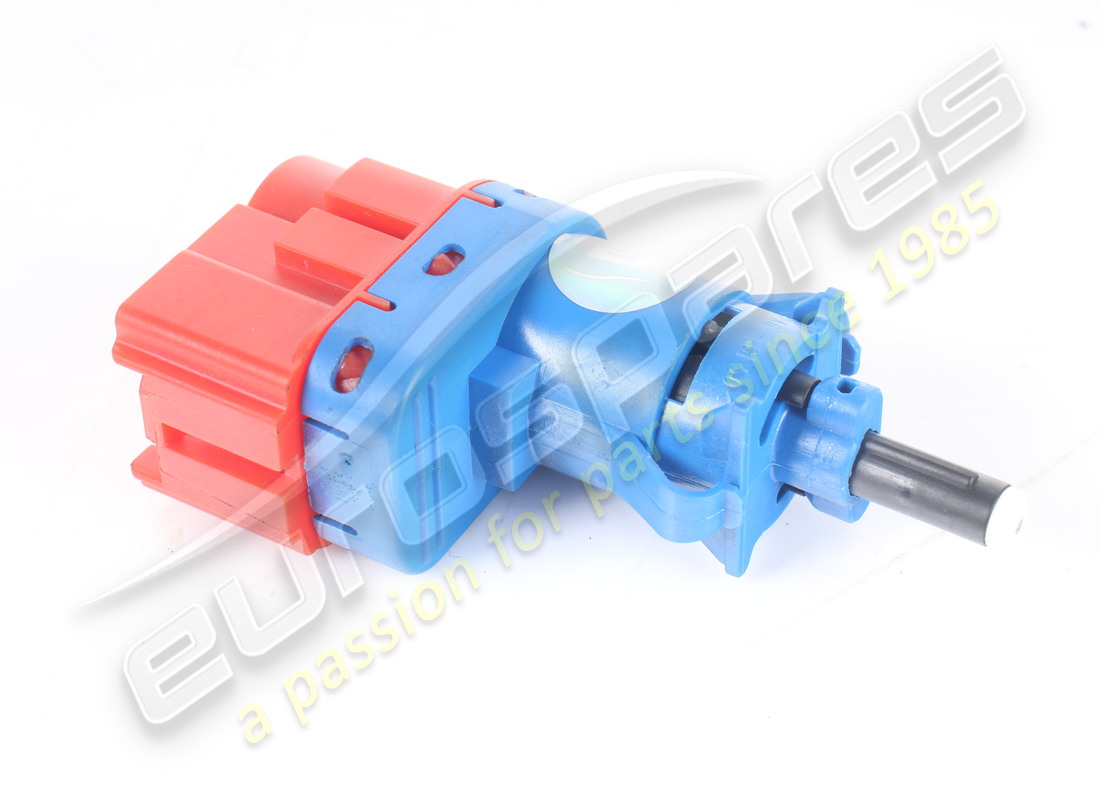 INTERRUPTEUR À BOUTON-POUSSOIR D'OCCASION FERRARI. NUMÉRO DE PIÈCE 318205 (1) interrupteur à bouton-poussoir d'occasion ferrari. numéro de pièce 318205 (1)