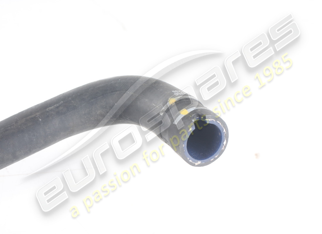 TUYAU D'EAU FERRARI UTILISÉ. NUMÉRO DE PIÈCE 330758 (2) tuyau d'eau ferrari utilisé. numéro de pièce 330758 (2)