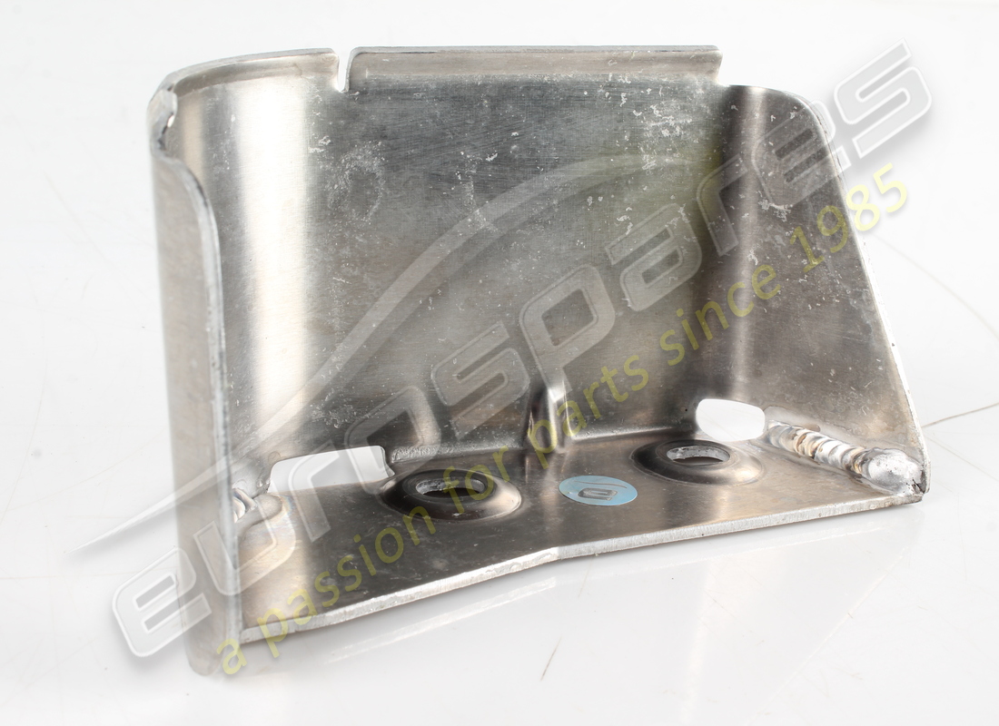 UTILISÉ Ferrari SUPPORT ARRIÈRE DROIT. NUMÉRO DE PIÈCE 332006 (1)