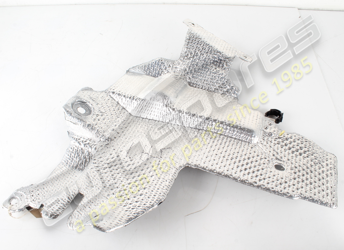 BOUCLIER THERMIQUE SUPÉRIEUR DE COLLECTEUR GAUCHE D'OCCASION Ferrari. NUMÉRO DE PIÈCE 88067900 (1)