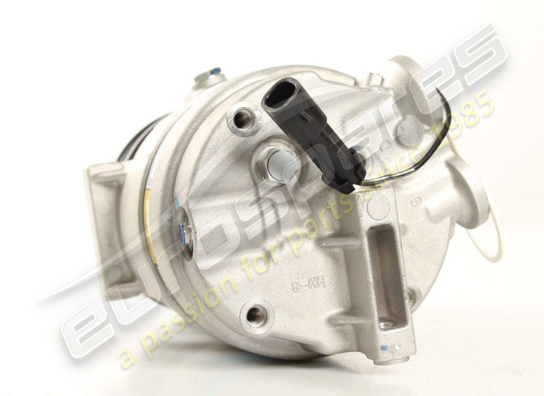 nouveau compresseur de climatisation eurospares. numéro de pièce 180041 (2)