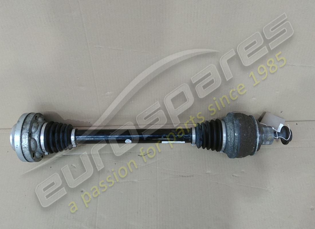 UTILISÉ Lamborghini DEMI-ARBRE. NUMÉRO DE PIÈCE 4M0501204Q (1)