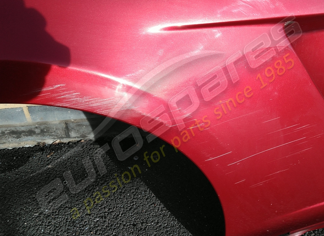 utilisé lamborghini aile arrière droit. numéro de pièce 408809604a (4)