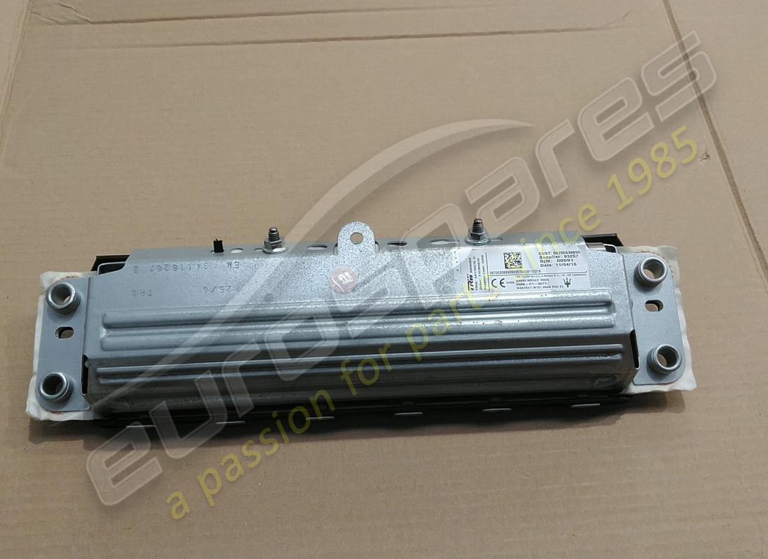 module de sac de genou d'occasion maserati. numéro de pièce 670033889 (2)