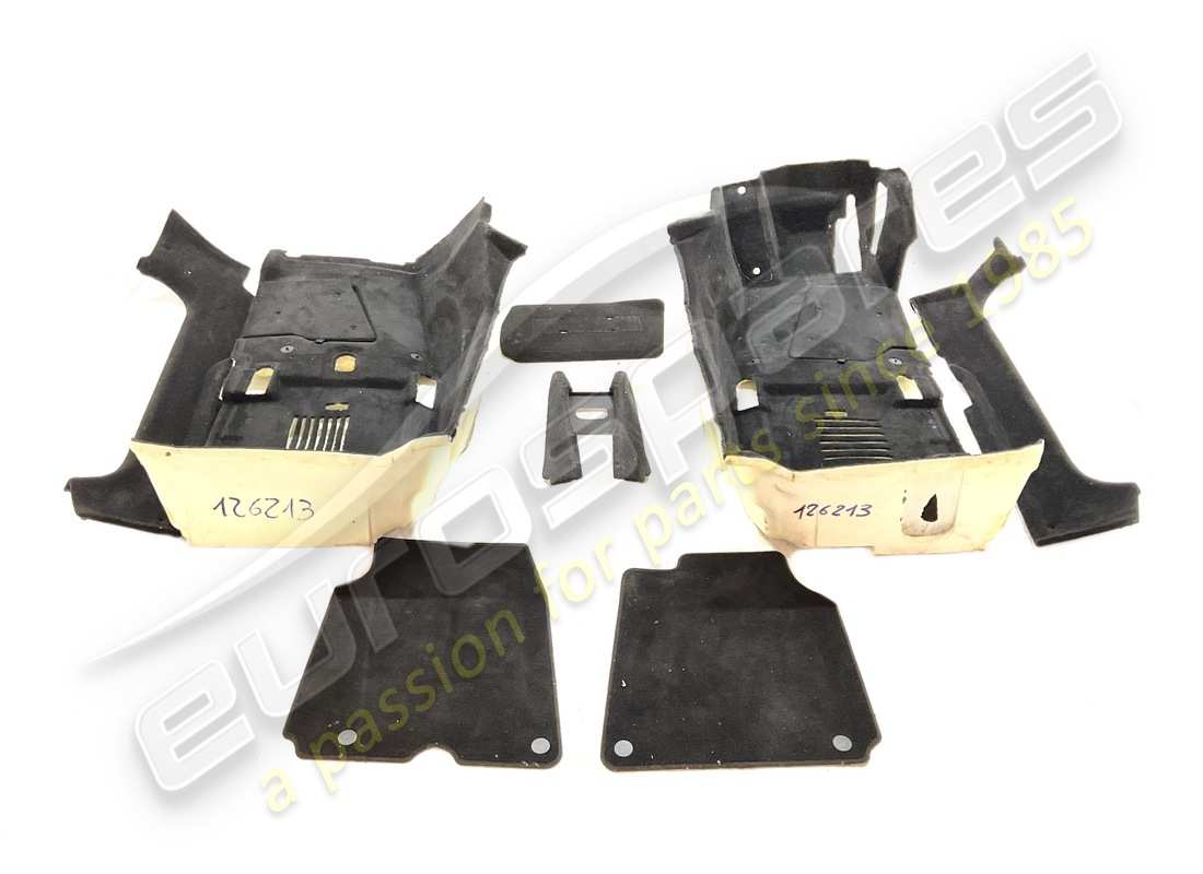 ENSEMBLE DE TAPIS Eurospares UTILISÉ. NUMÉRO DE PIÈCE EAP1427017 (1)