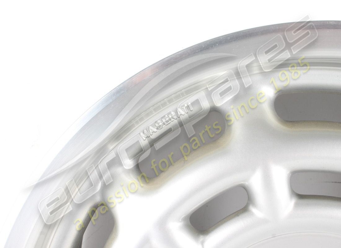 nouvelle roue avant maserati. numéro de pièce 367201378 (2)