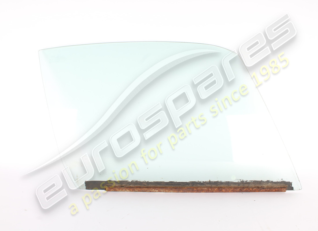 Vitre de porte droite GTB complète d'occasion Ferrari. Numéro de pièce 62320100 (1)