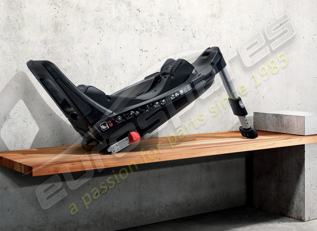 siège enfant i-size neuf porsche. numéro de pièce 971044071 (1)