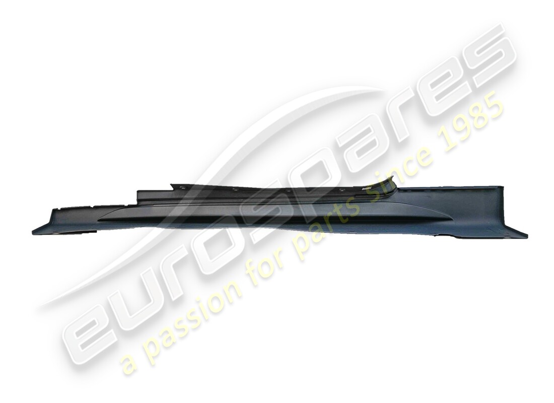nouvelle jupe latérale droite maserati (apprêt). référence 980145258 (2)