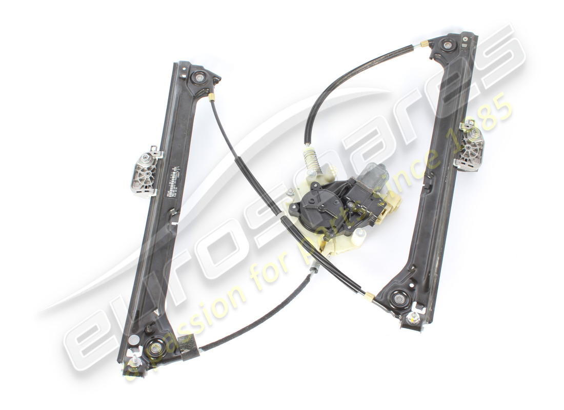 UTILISÉ Maserati Maserati PIÈCE 670009815 . NUMÉRO DE PIÈCE 670009815 (1)