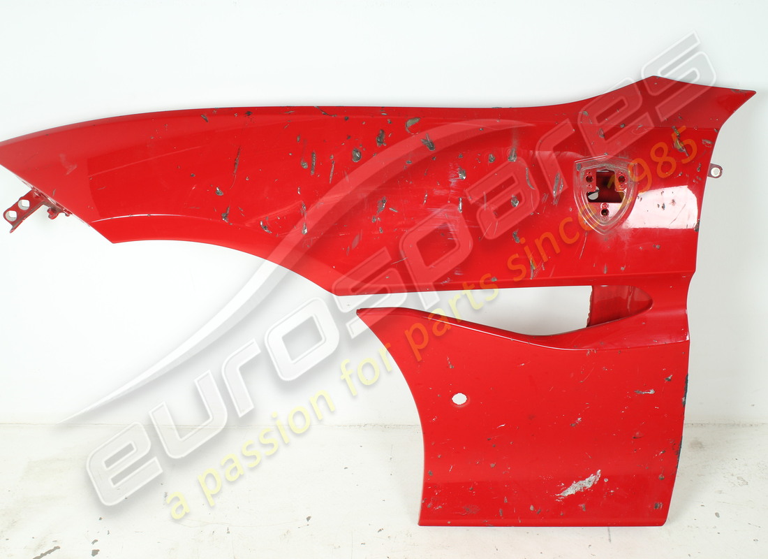 aile avant gauche ferrari endommagée. numéro de pièce 88750311 (2)