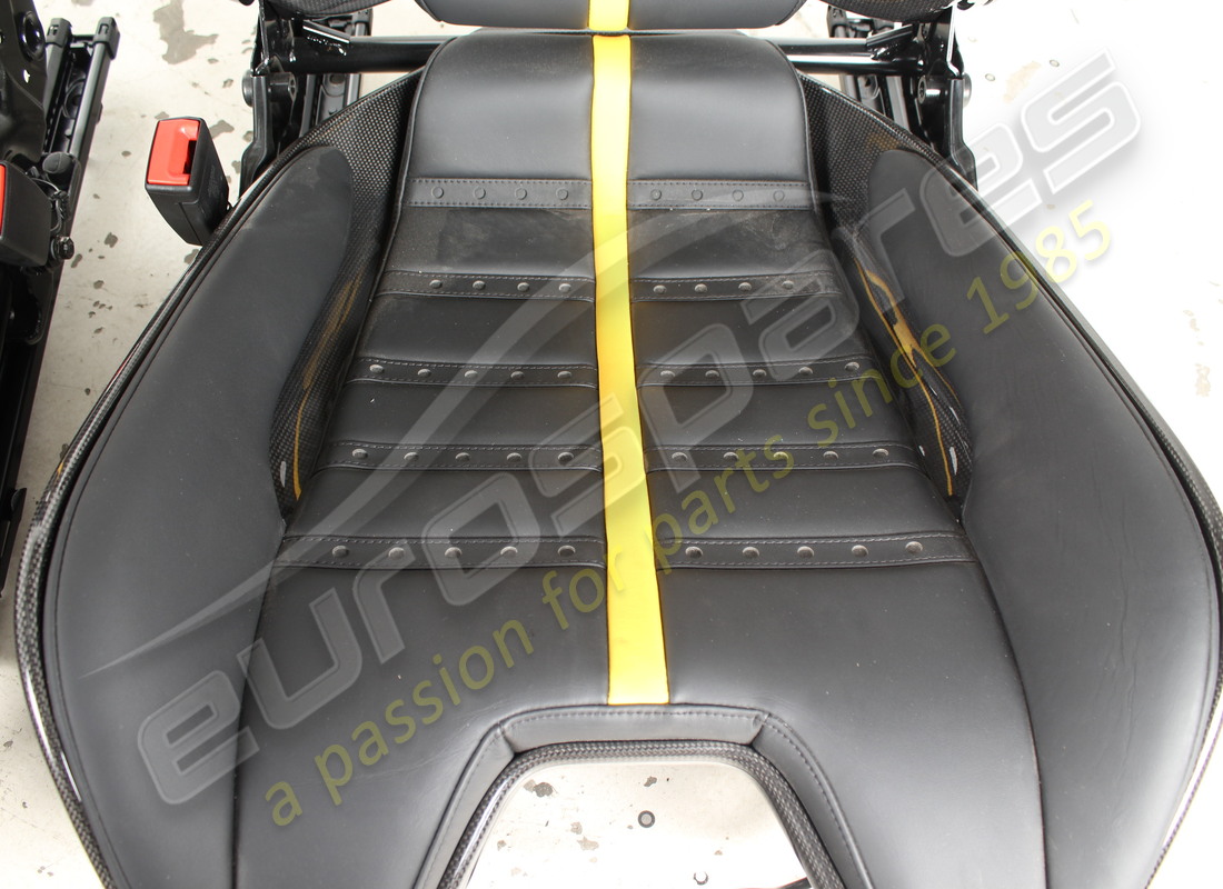 daytona carbon eurospares d'occasion des places (taille grande). numéro de pièce eap1490392 (6)