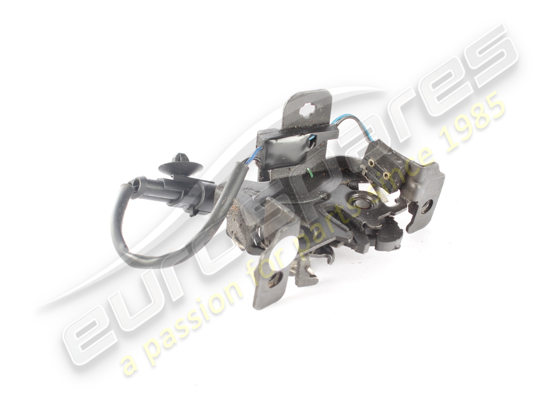 SERRURE LATÉRALE DE CAPOT AVANT D'OCCASION Maserati. NUMÉRO DE PIÈCE 670009673 (1)