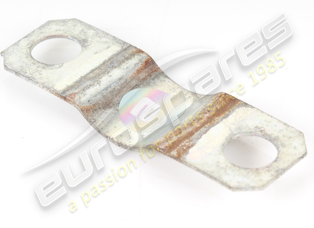 SUPPORT DE RETENUE INFÉRIEUR D'OCCASION FERRARI. NUMÉRO DE PIÈCE 260072 (2) support de retenue inférieur d'occasion ferrari. numéro de pièce 260072 (2)