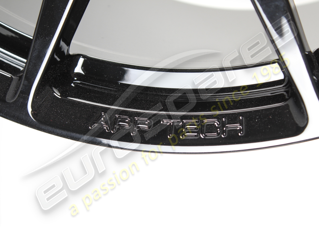 reconditionné lamborghini roue arrière 13x21. numéro de pièce 470601017aa (3)