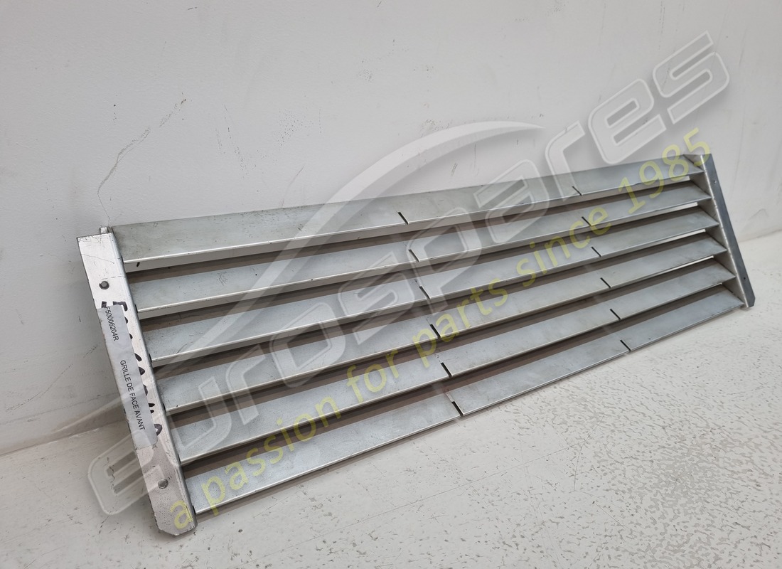 utilisé ferrari grille de capot 512bb argent. numéro de pièce 50006204 (2)
