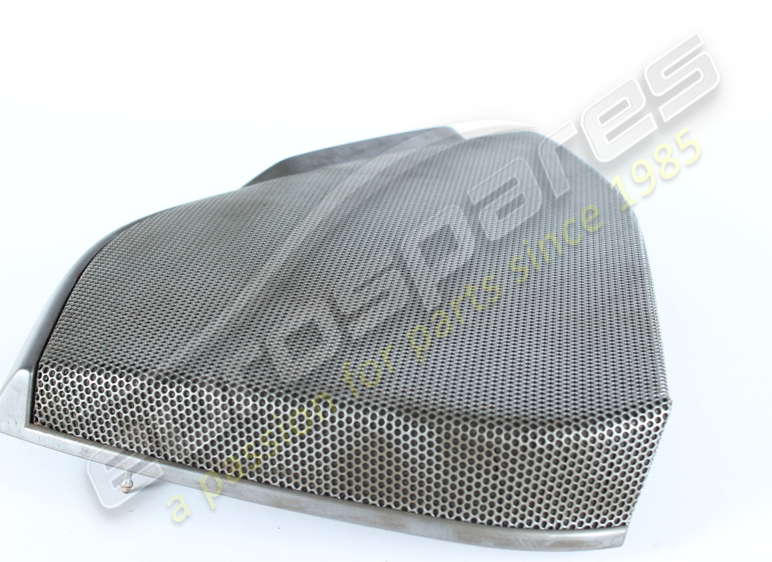 grille de woofer droit ferrari endommagée. numéro de pièce 89357200 (1)