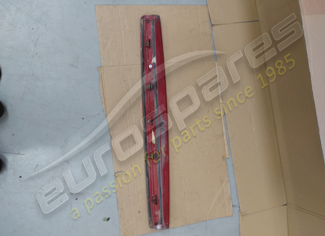 utilisé lamborghini garniture. numéro de pièce 408853236b (2)