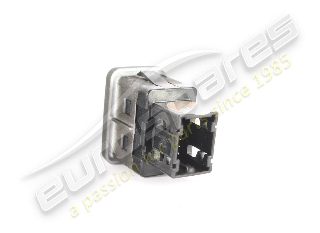 UTILISÉ Ferrari PRISE USB . NUMÉRO DE PIÈCE 303226 (1)