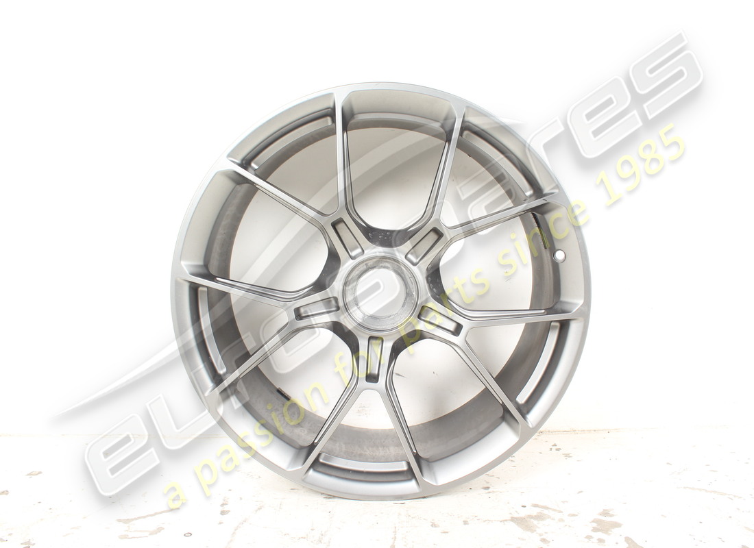 jante en alliage d'occasion porsche, argent foncé. numéro de pièce 9gt601025qos8 (1)